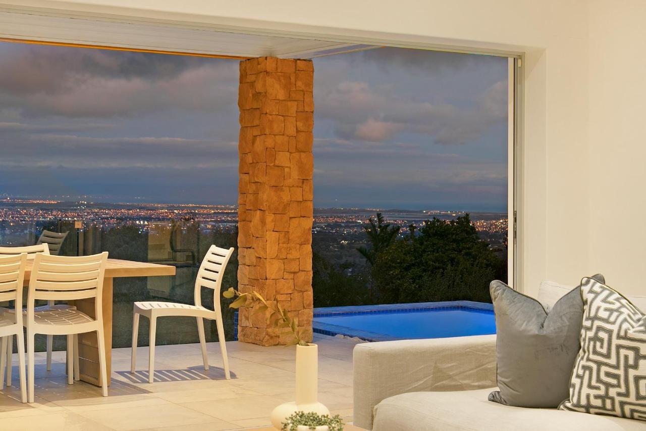 Luxury Serviced Mountain Villa In Constantia Cape Town Exterior photo